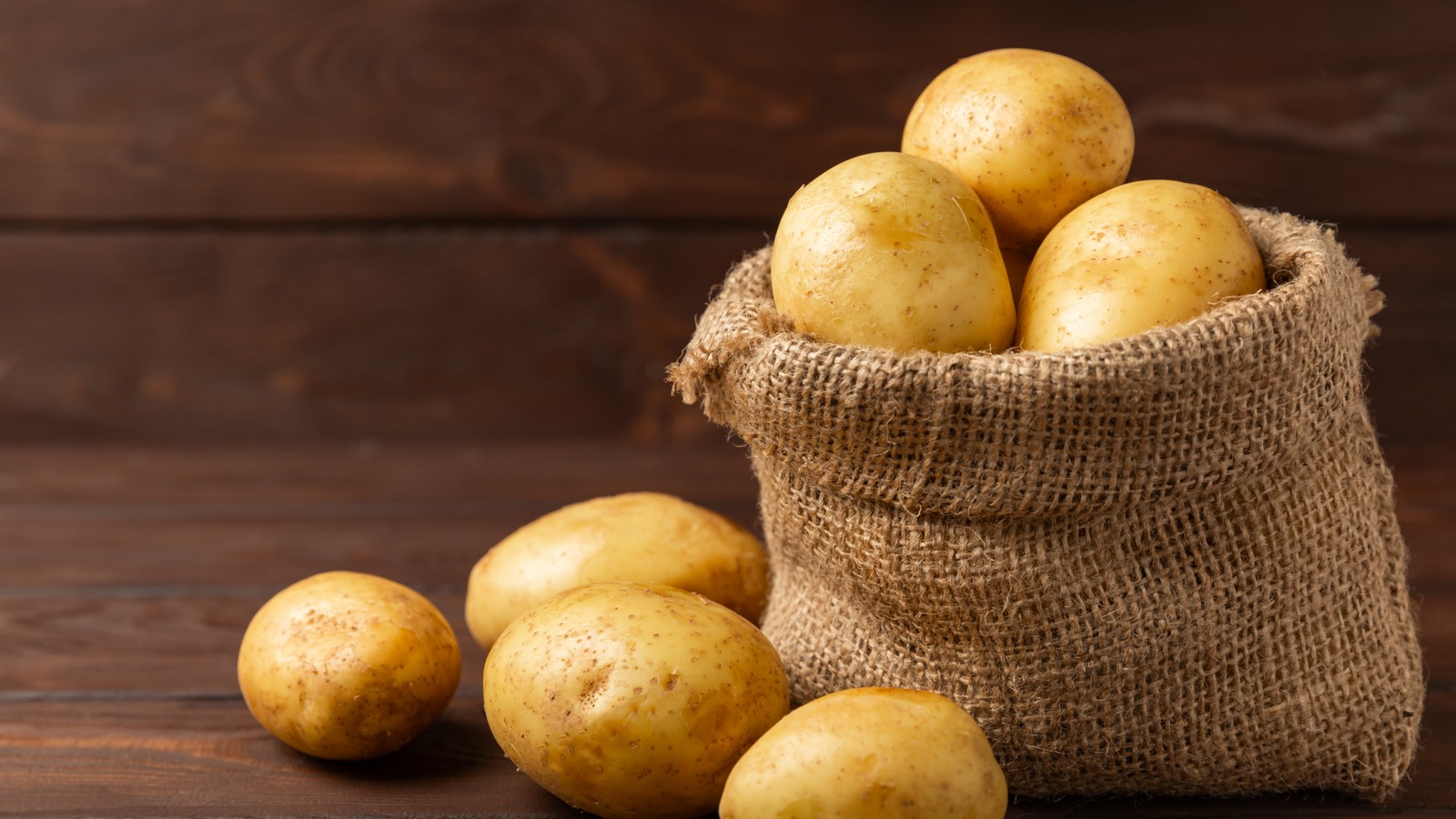 What Happens To Potato Nutrients When They're Soaked Before Cooking?